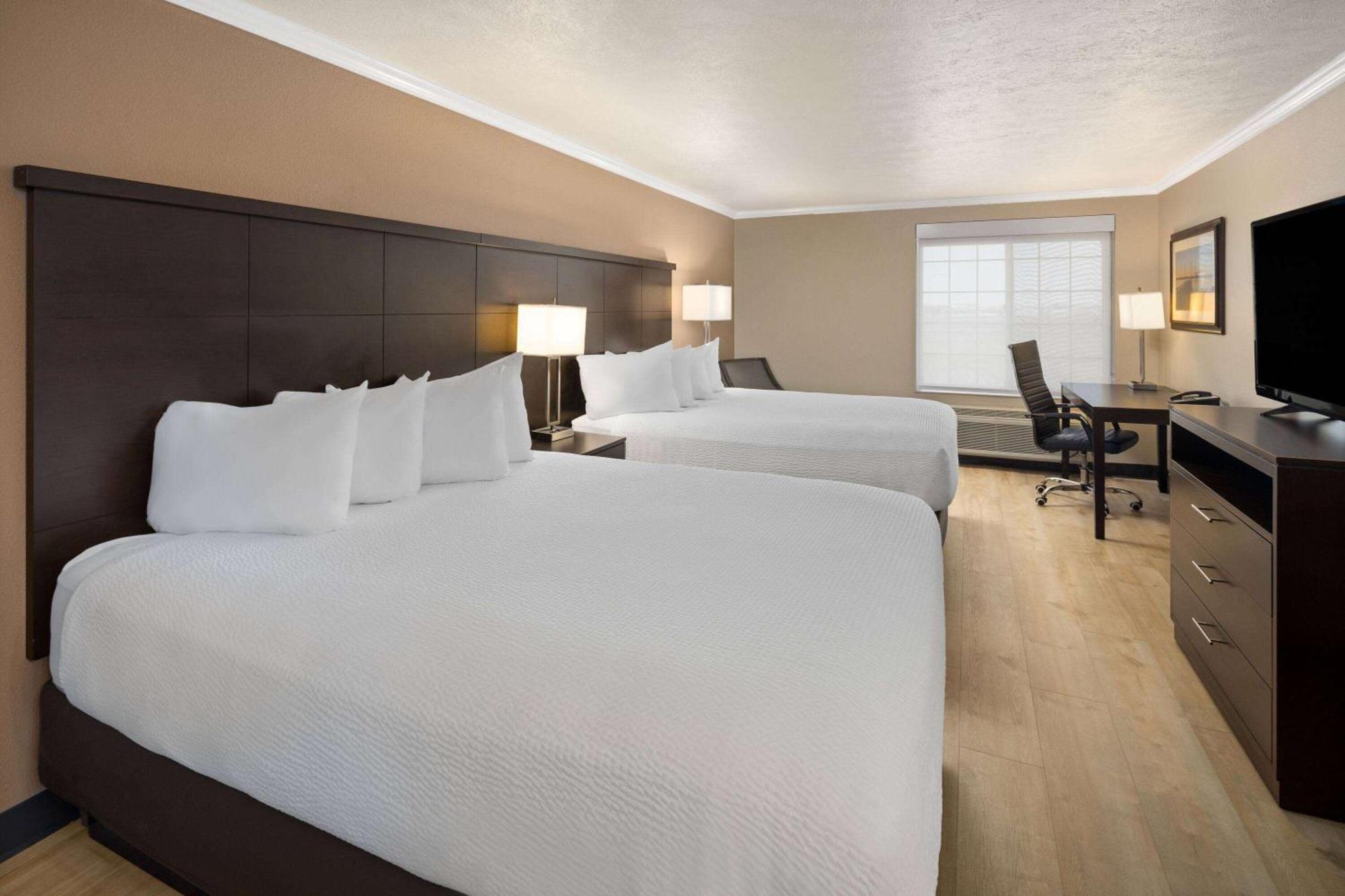 Ramada By Wyndham Moses Lake Kültér fotó