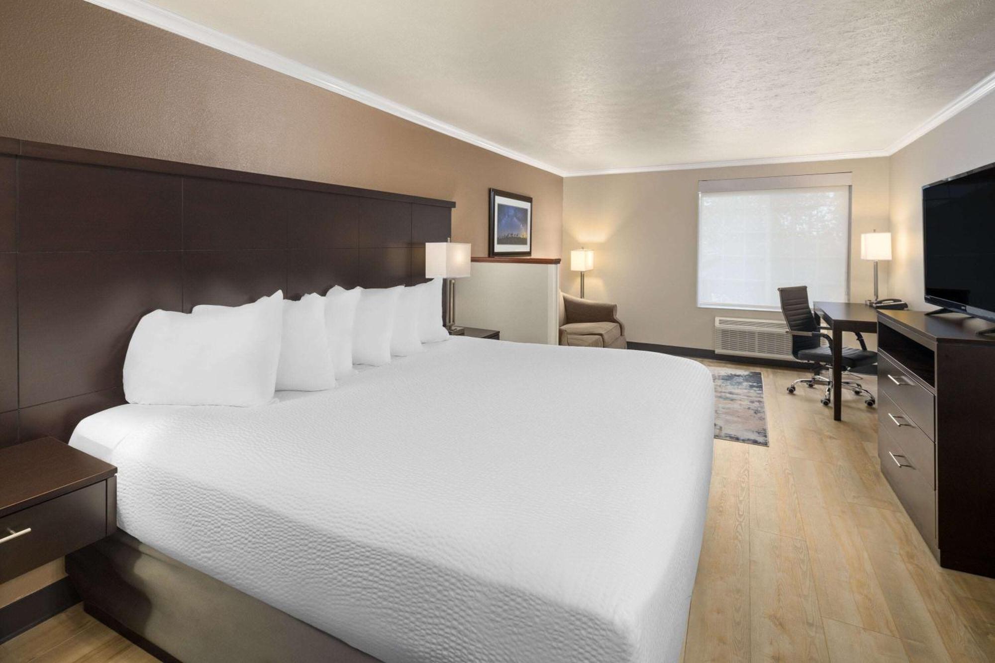 Ramada By Wyndham Moses Lake Kültér fotó